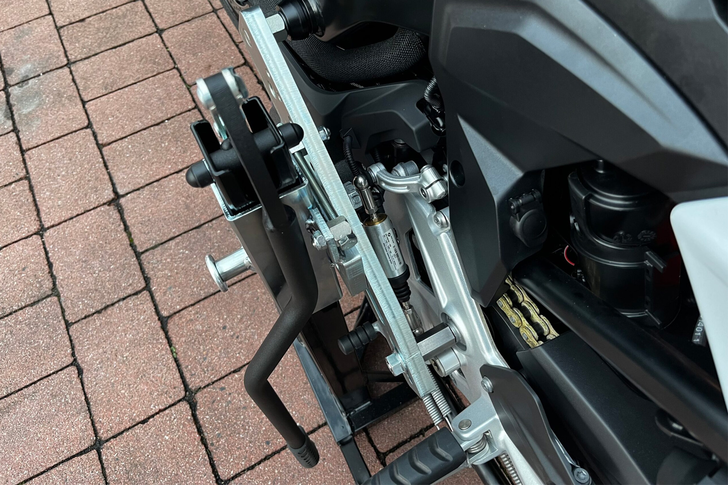 Béquille centrale Bursig pour BMW F 900 R