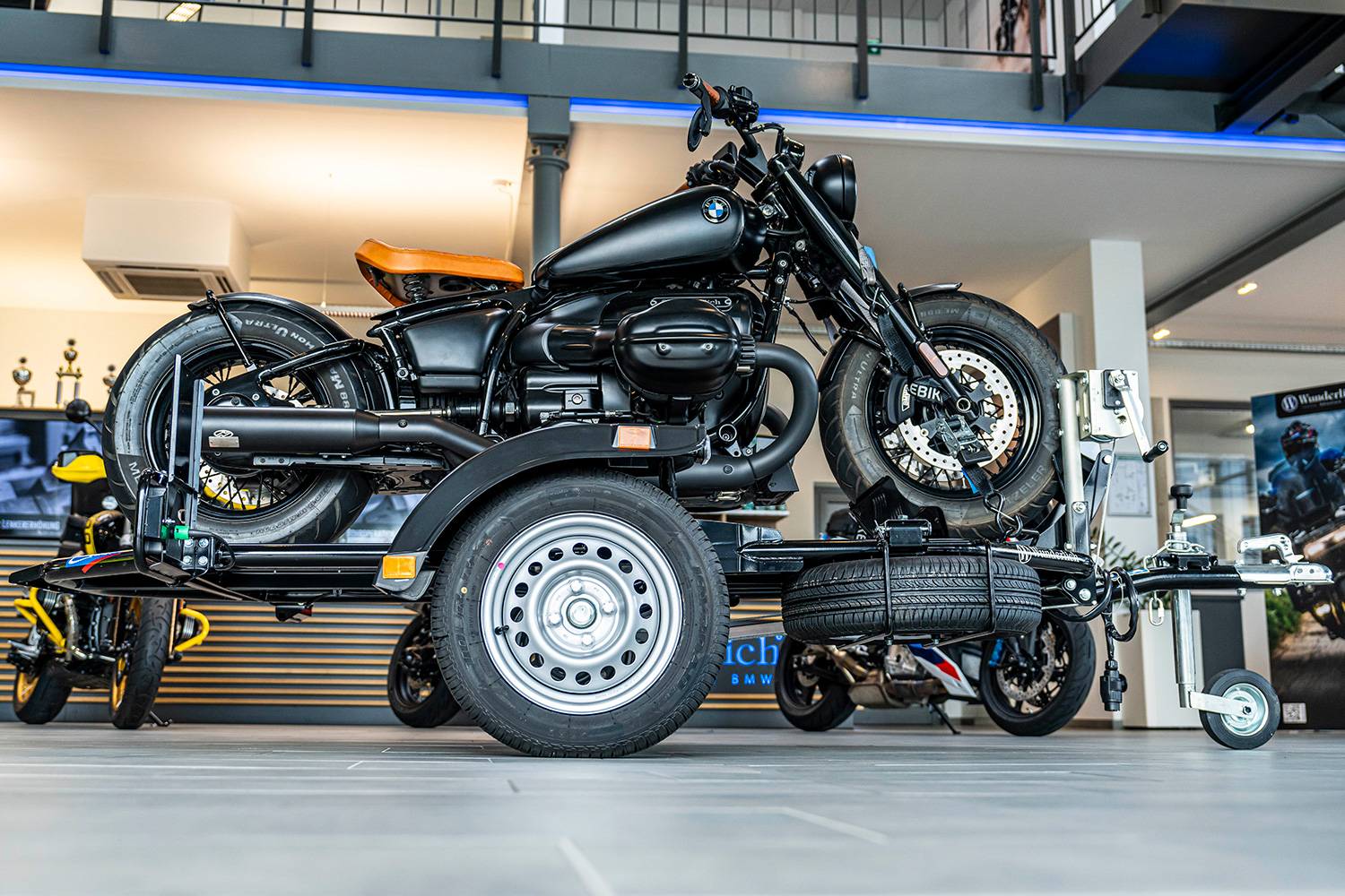 Wunderschne Motorrad Auf Anhnger Ebenbild