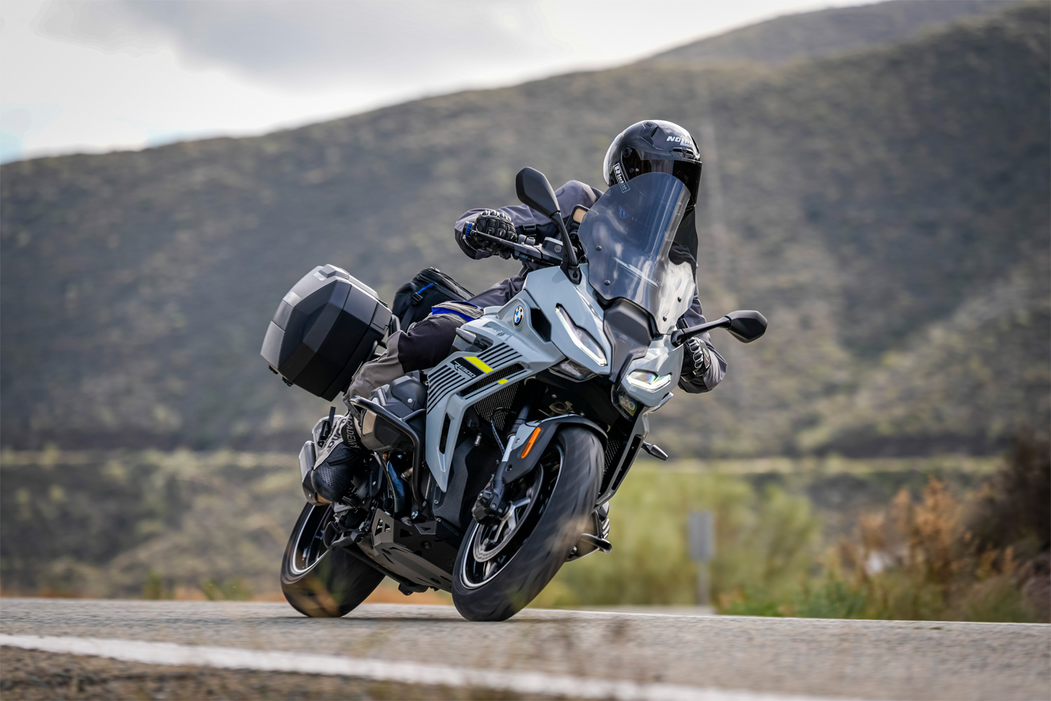 Wunderlich Naviverlegung / Geräterhalter R 1300 RS