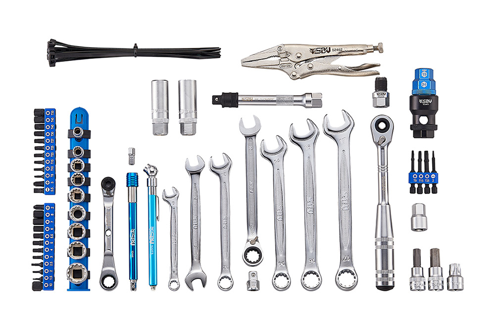 BMW tool set