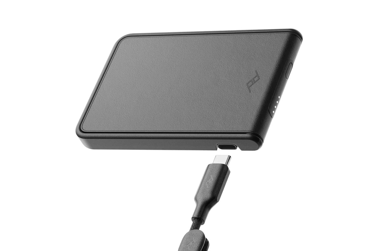 Peak Design Wireless Kickstand Travel Battery Powerbank