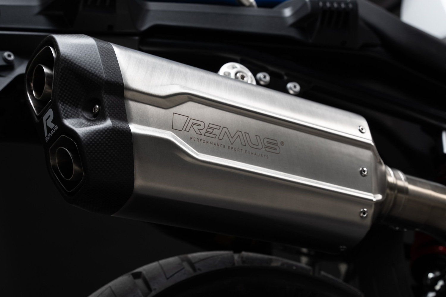 Silenciador REMUS 8 2.0 RACING Slip-On F 800 GS