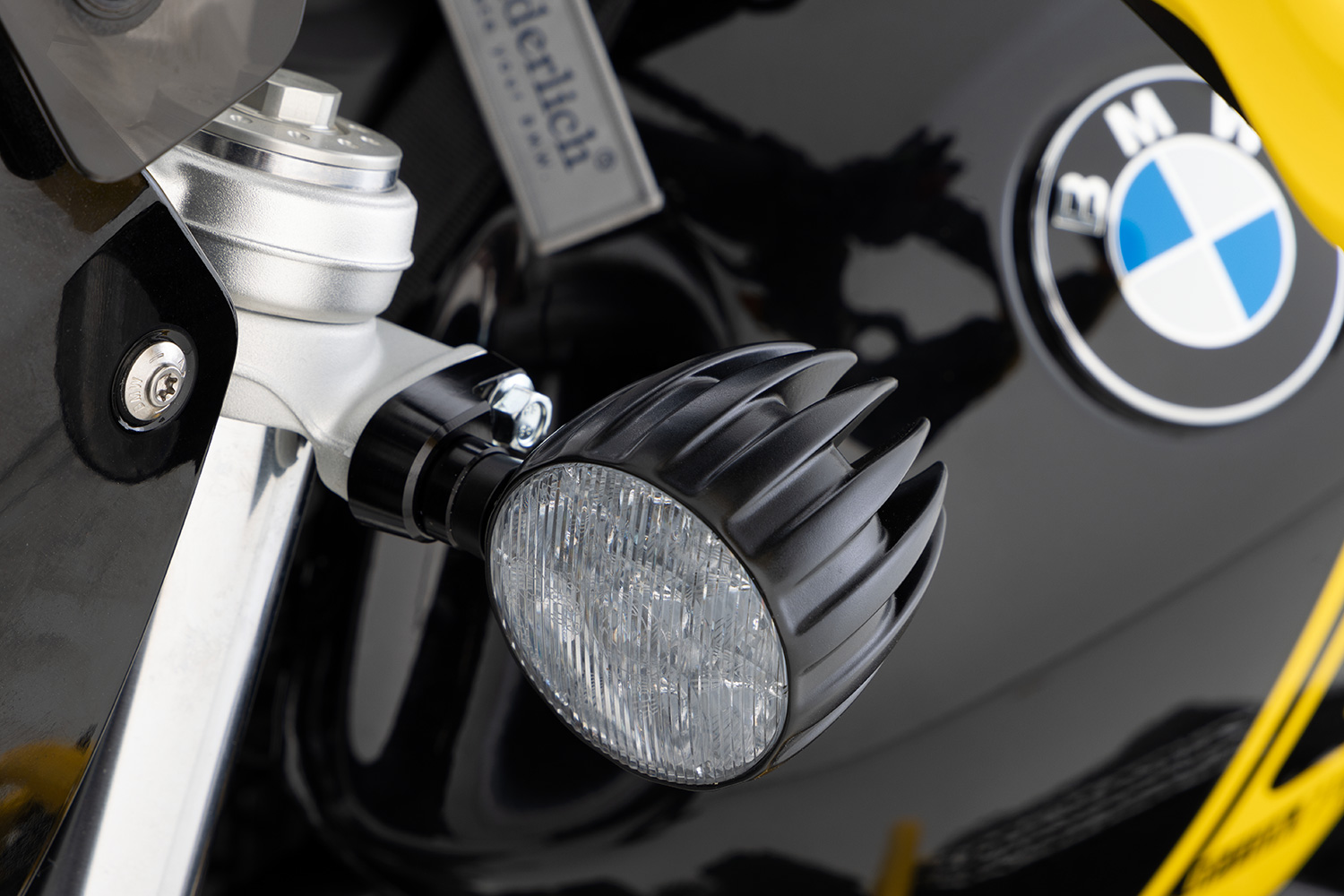 R1250GS + R1250GS Adventure LED two colour BMW roundel badge lights