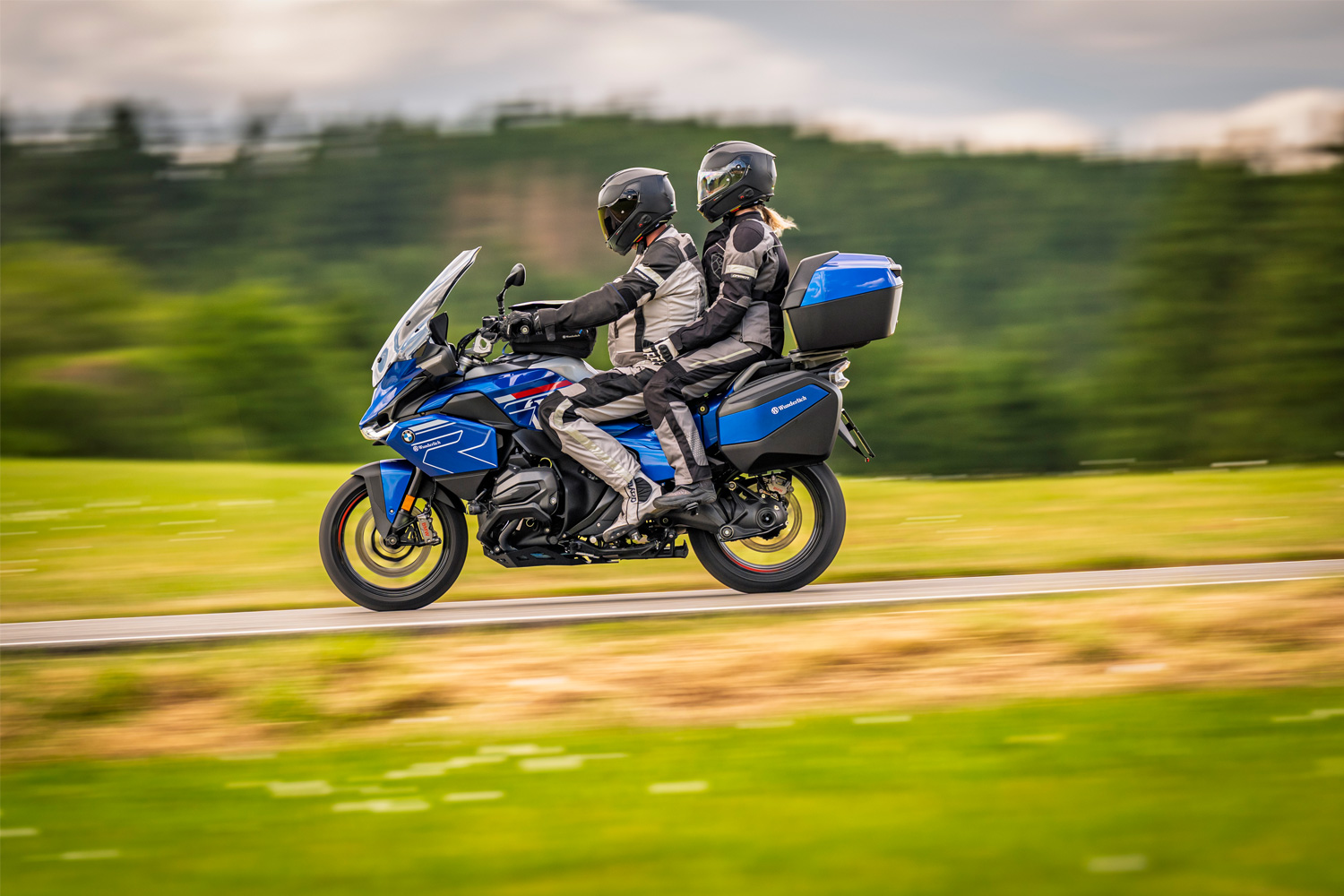 Wunderlich ERGO Fahrer Rastenverlegung R 1300 RT