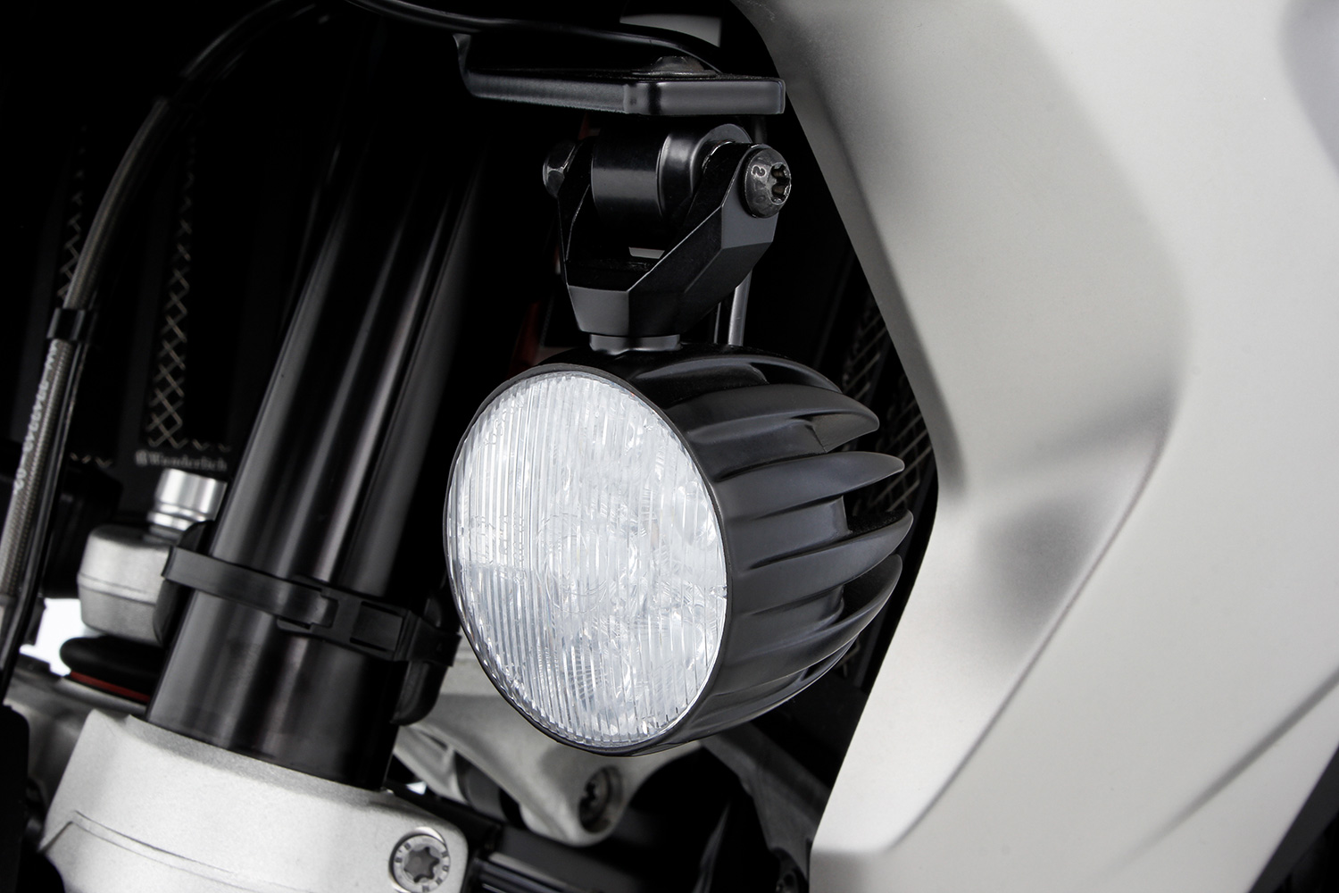 DAYRON® Integrated LED daytime running light/indicator system